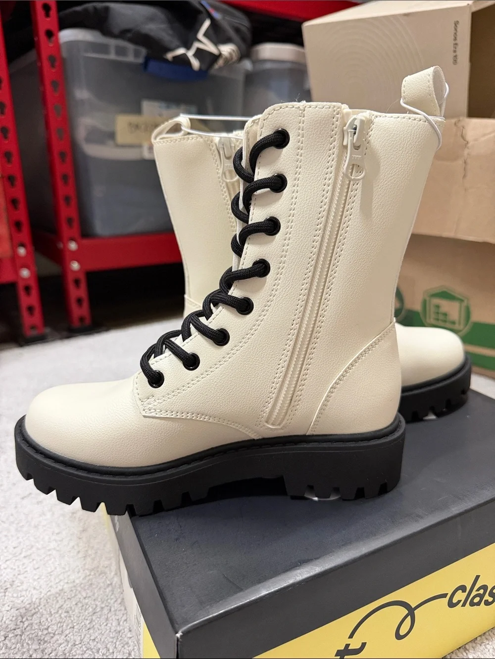 Kids Girls Youth Khari Boots Sz 13M Mid Calf Side Zipper, Art Class White